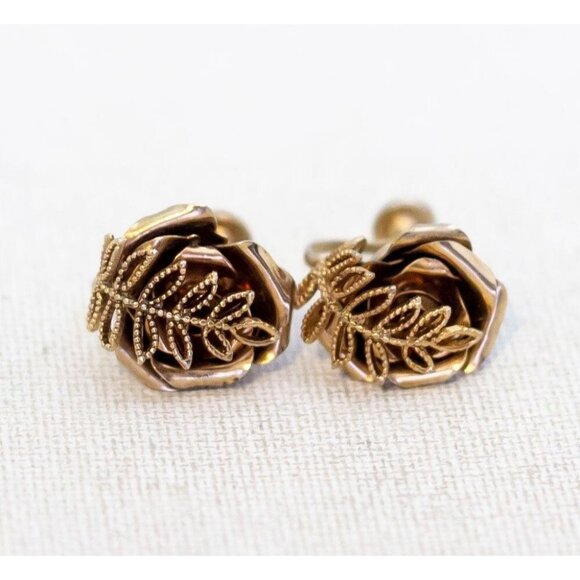 Vintage Bronze Tone Floral Stylish Abstract Screwback Earrings - H1 - Picture 1 of 3